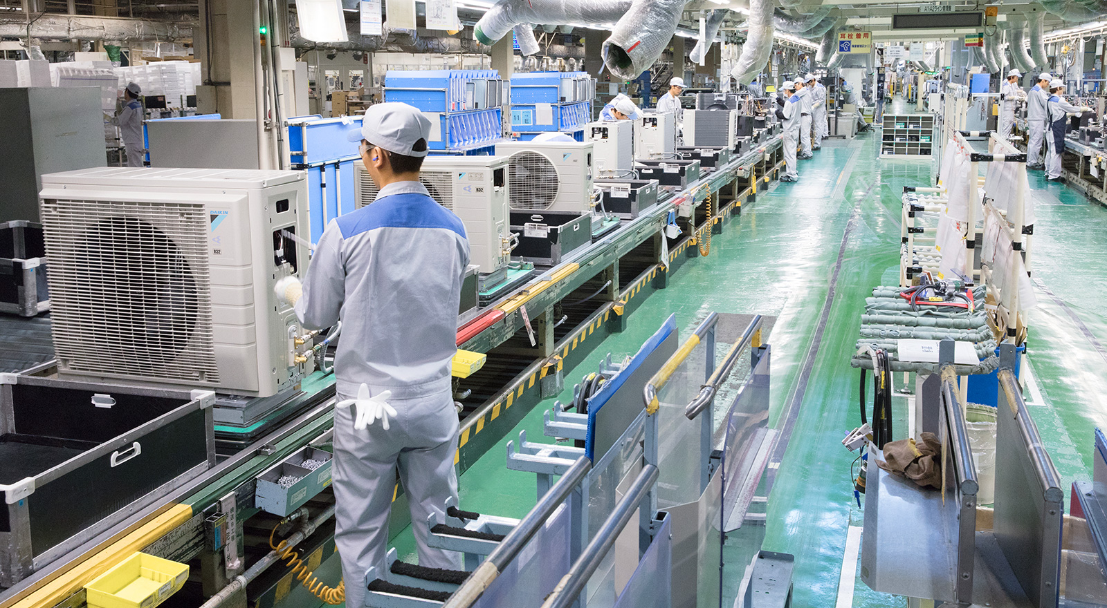 Pertama di Indonesia, Pabrik Ini Produksi AC 100% Buatan Dalam Negeri