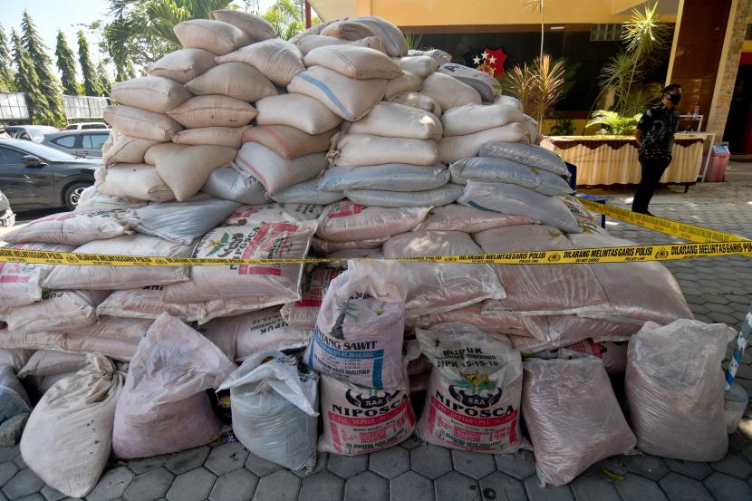 Pupuk Palsu Beredar di Jateng, Terbongkar Pabriknya Ada di Boyolali